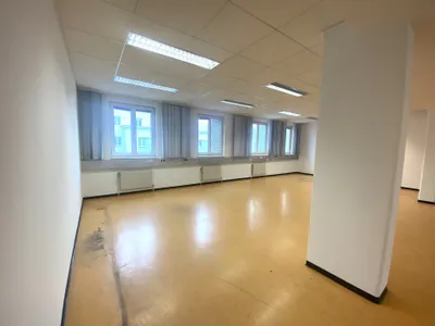 Gewerbeimmobilie mieten in Wien – 1 439 m², € 9 – Bild 4 von 18
