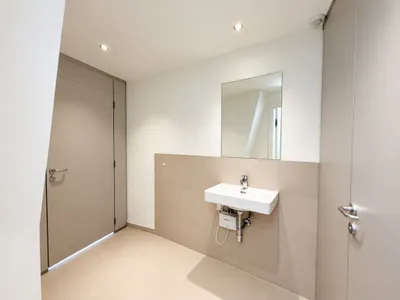 3-Zimmer-Gewerbeimmobilie mieten in Wien – 146 m², € 3.983 – Bild 12 von 14