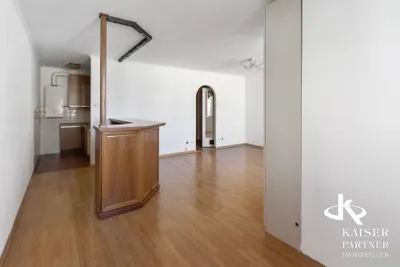 Helle, zentrale Einzimmerwohnung mit Gemeinschaftsgarten – Bild 3