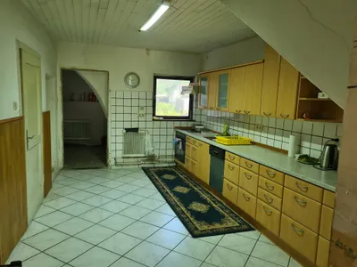 8-Zimmer-Wohnung mieten in Wels-Land – 145 m², € 1.000 – Bild 13 von 18
