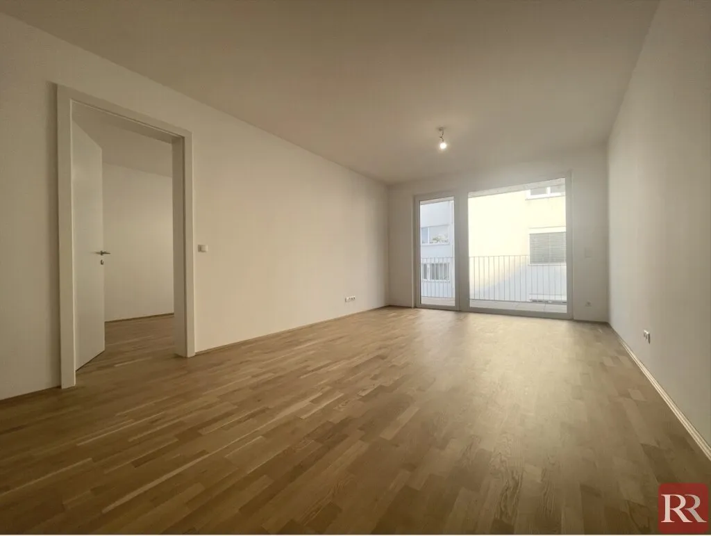 Helle 2-Zimmer-Wohnung mit Balkon und durchdachtem Grundriss - Ansicht 2