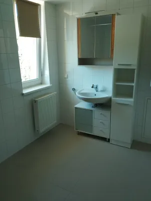 2-Zimmer-Wohnung mieten in Baden – 51 m², € 614 – Bild 6 von 26