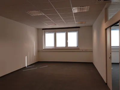 Gewerbeimmobilie mieten in Wien – 770 m², € 9.594 – Bild 32 von 40