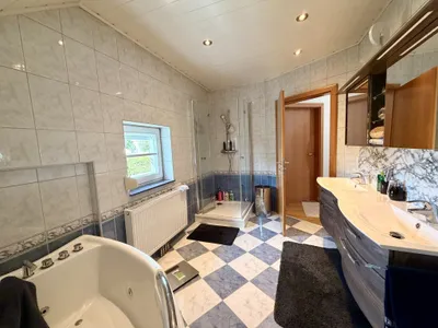 5-Zimmer-Haus kaufen in Eisenstadt - Umgebung – 136,94 m², € 455.000 – Bild 8 von 18