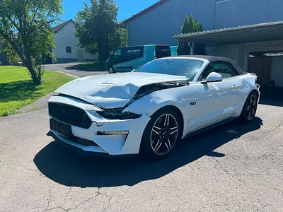 Ford Mustang 5,0L V8 GT Convertible *HAVARIE*