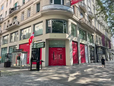 Gewerbeimmobilie mieten in Wien – 803 m², € 36.731 – Bild 1 von 13