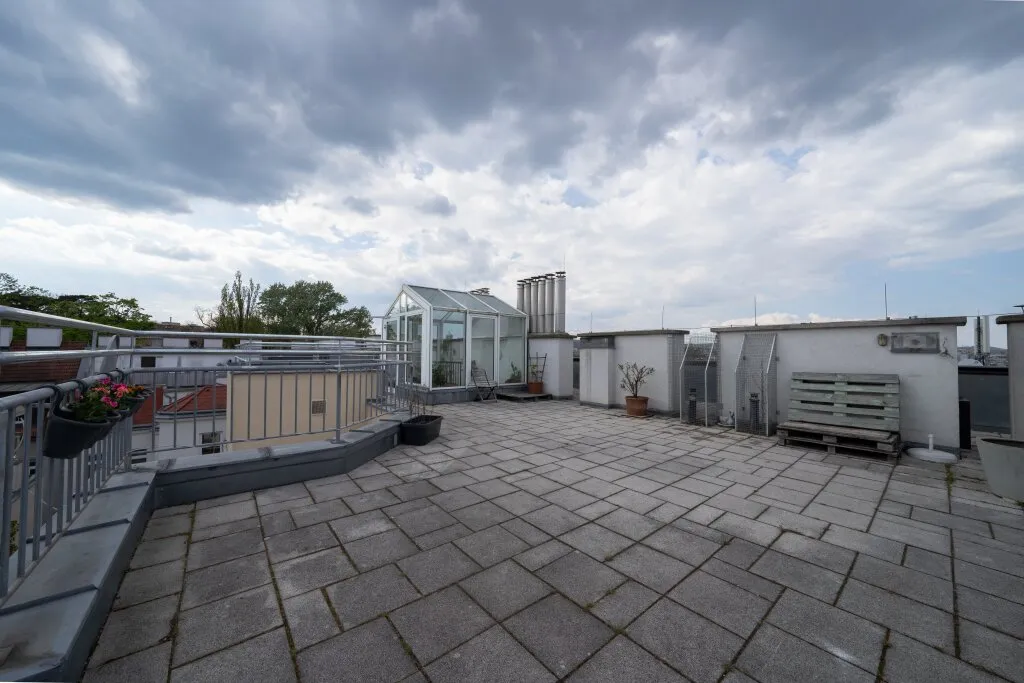 Ruhelage trifft Rooftop - modernes Apartment mit Schönbrunnblick – pohled 2