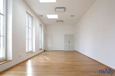 Gewerbeimmobilie kaufen in Wien – 272,82 m², € 1.199.000 – Bild 1 von 17