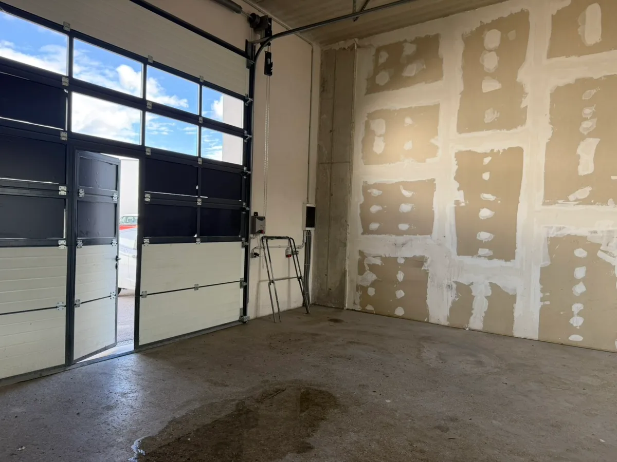 Lagerhalle Garage - Ansicht 2