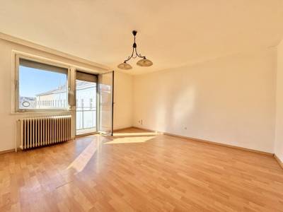 UNBEFRISTETE 1 ZIMMER + BALKON NAHE MEIDLINGER MARKT UND U6