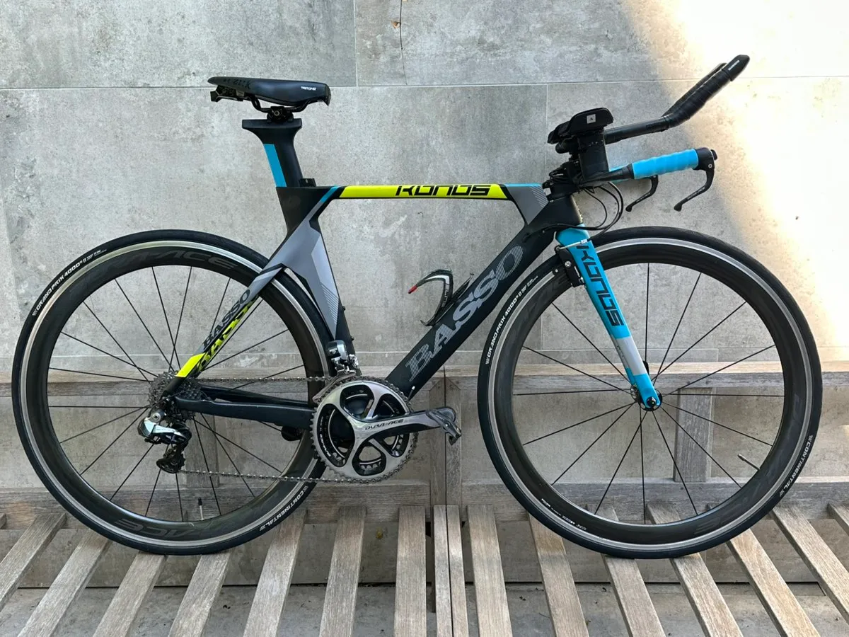 Triathlonrad Basso Konos Dura ACE DI2, € 1.700,- (1050 Wien 