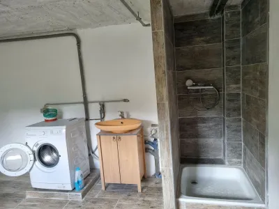 4-Zimmer-Haus mieten in Neunkirchen – 135 m², € 1.390 – Bild 5 von 22