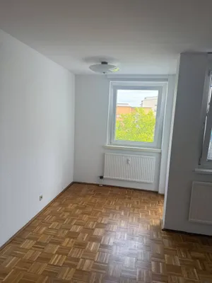 1-Zimmer-Wohnung kaufen in Wels – 50 m², € 130.000 – Bild 1 von 9