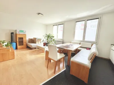 TOPLAGE NÄHE DONAUZENTRUM | HELLE 2 ZIMMER | OPTIMALE RAUMAUFTEILUNG | U-BAHN-NÄHE – Bild 2