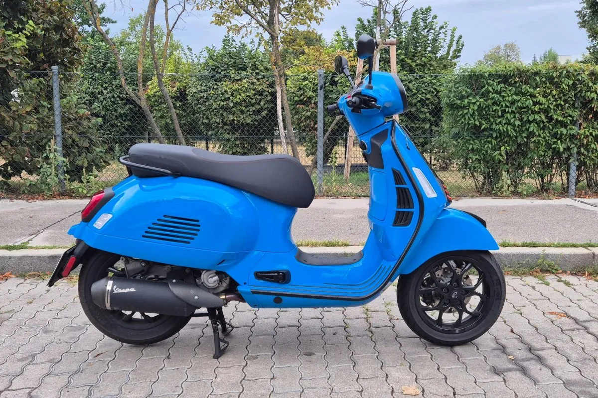 Vespa GTS