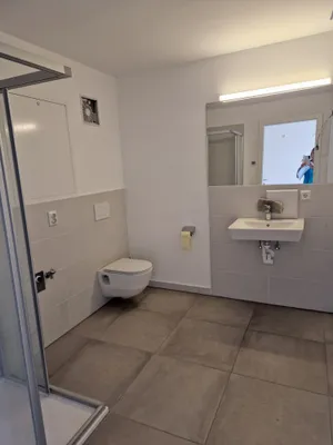 2-Zimmer-Wohnung mieten in Linz – 44 m², € 860 – Bild 3 von 5