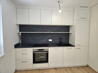 2-Zimmer-Gewerbeimmobilie mieten in Vöcklabruck – 62 m², € 1.050 – Bild 5 von 12