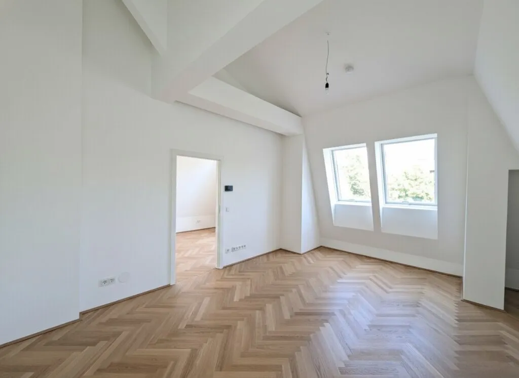 PROVISIONSFREI VOM EIGENTÜMER! ERSTBEZUG! GROSSARTIGE 2-ZIMMER DG-WOHNUNG IM ALTBAU! - Ansicht 2