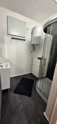 8-Zimmer-Gewerbeimmobilie kaufen in Wels – 117 m², € 369.000 – Bild 3 von 33