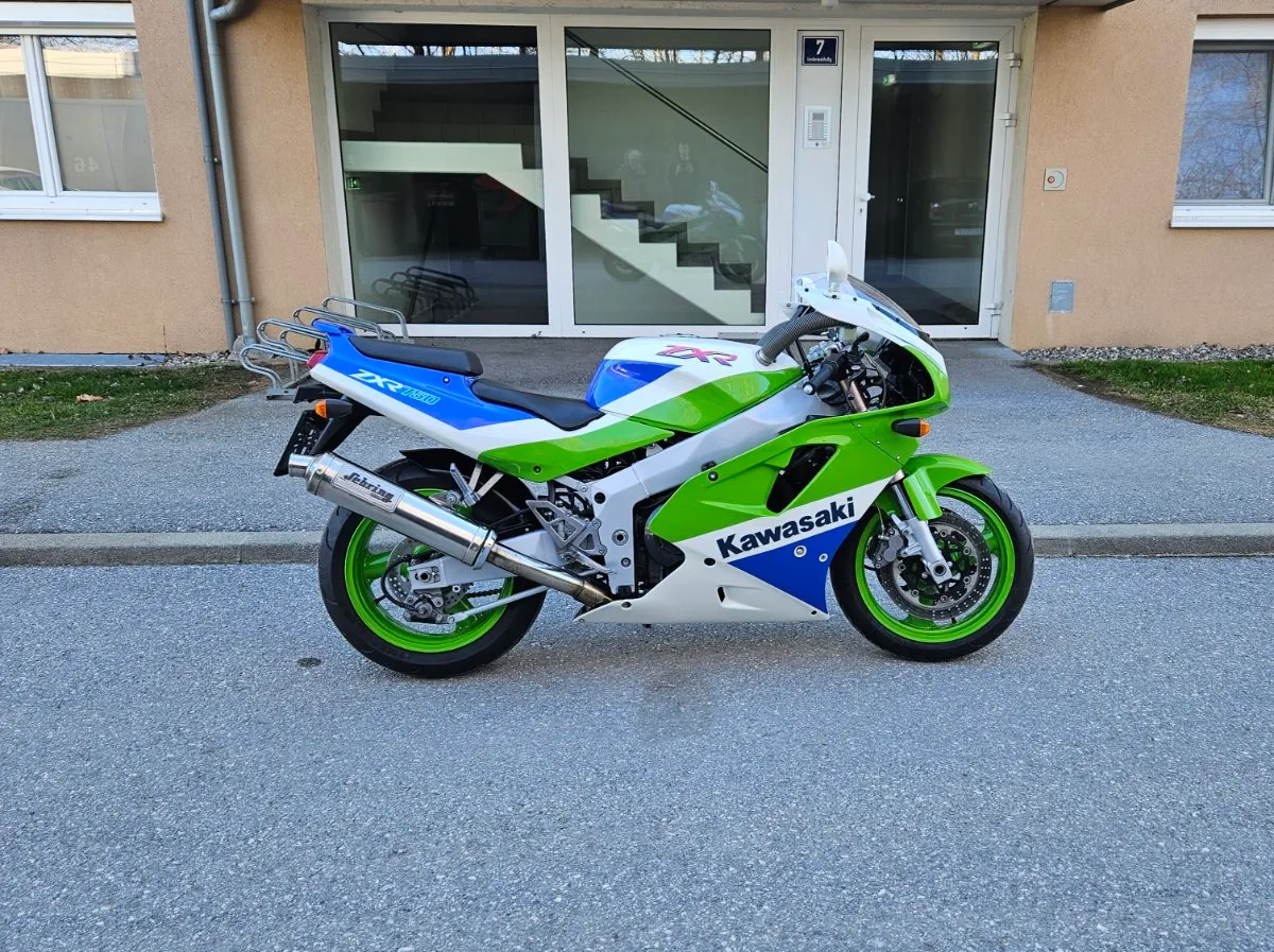 Kawasaki ZX