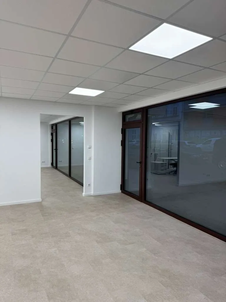 Provisionsfrei - kernsaniertes Geschäftslokal 127 m² Nutzfläche mit großen Schaufenstern in Ottakring - Ansicht 3