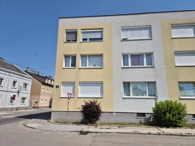 3-Zimmer-Wohnung kaufen in Sankt Pölten – 74 m², € 129.000 – Bild 1 von 7