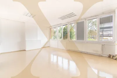 Gewerbeimmobilie mieten in Linz – 30 m², € 390