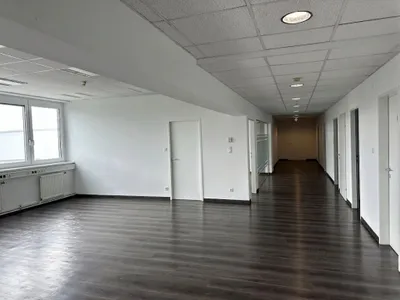 6-Zimmer-Gewerbeimmobilie mieten in Wien – 225 m², € 4.008 – Bild 7 von 14