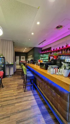 Gewerbeimmobilie mieten in Wels – 94 m², € 2.300 – Bild 11 von 12