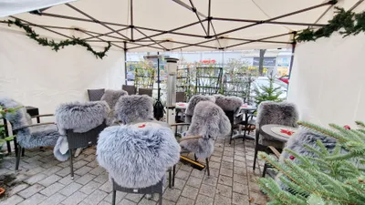 Gewerbeimmobilie mieten in Wels – 94 m², € 2.300 – Bild 3 von 12