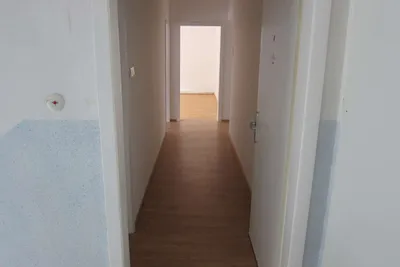 3-Zimmer-Wohnung mieten in Neunkirchen – 63 m², € 495 – Bild 22 von 26