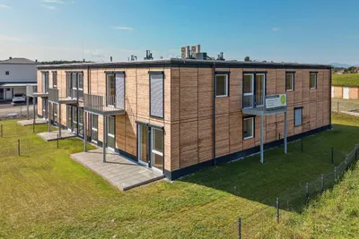 Lichtdurchflutete 2-Zimmer Gartenwohnung mit eigenem Stellplatz, photo 1
