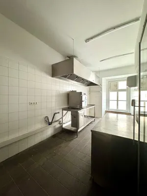 Gewerbeimmobilie kaufen in Wiener Neustadt – 880 m², € 499.000 – Bild 5 von 24
