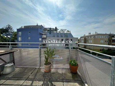 MODERNES SONNIGES TERRASSENAPARTMENT