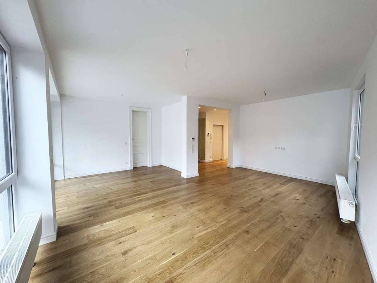 Moderne 4-Zimmer-Wohnung mit 2 Balkonen - im beliebten 19. Bezirk! - Ansicht 2