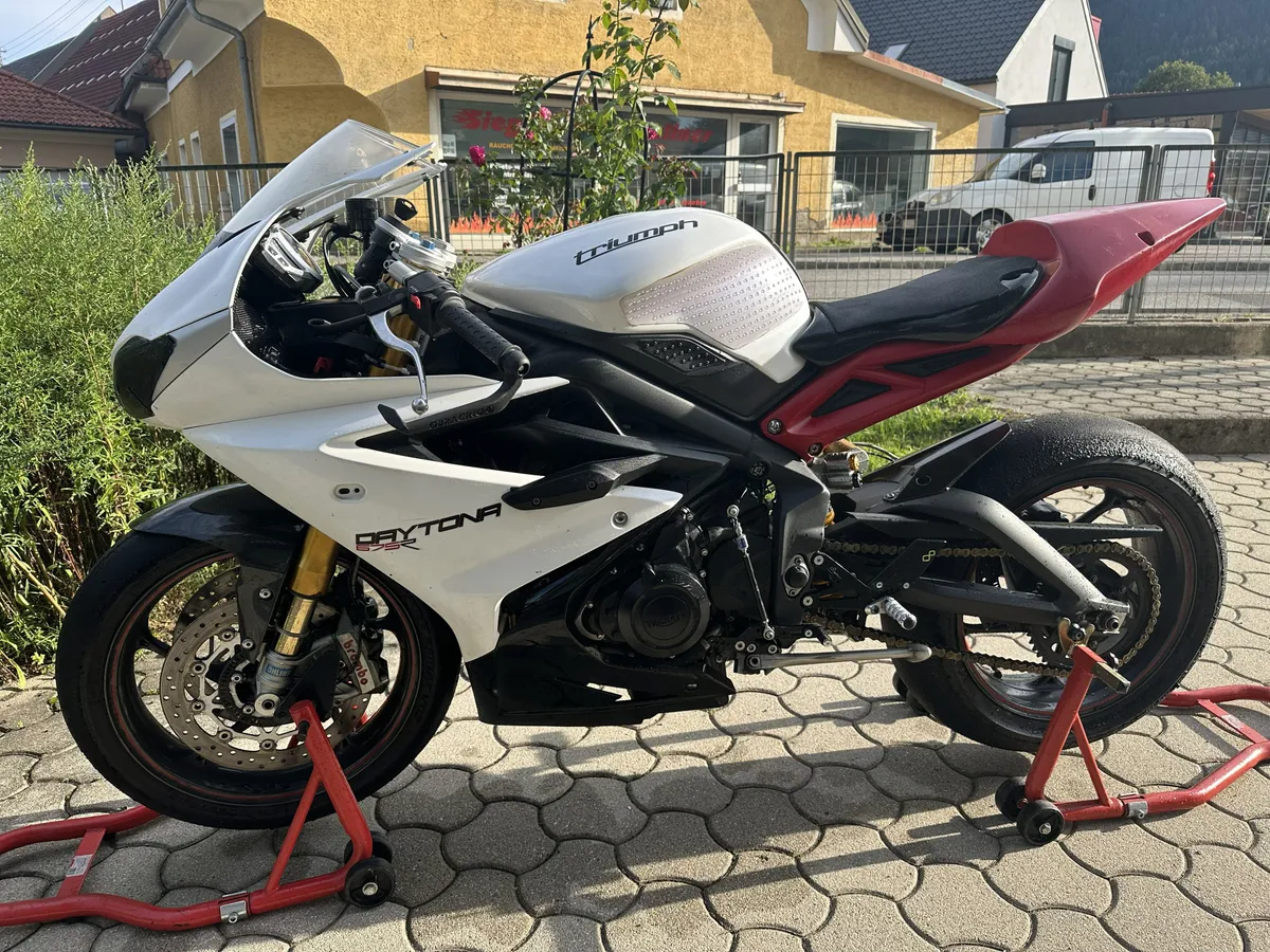 Triumph Daytona