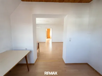 Haus kaufen in Amstetten – 197 m², € 320.000 – Bild 7 von 25