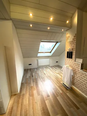 8-Zimmer-Gewerbeimmobilie kaufen in Neunkirchen – 242 m², € 420.000 – Bild 13 von 23