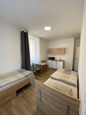 6-Zimmer-Gewerbeimmobilie kaufen in Bruck-Mürzzuschlag – 464 m², € 225.000 – Bild 2 von 9