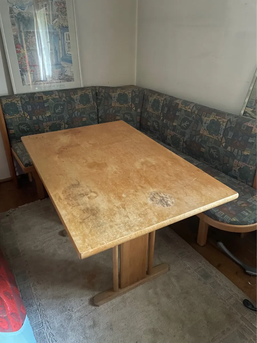 einbaugarderobe als Windschutz in weissem Schleiflack Garderobenkombination Gradel Holz |