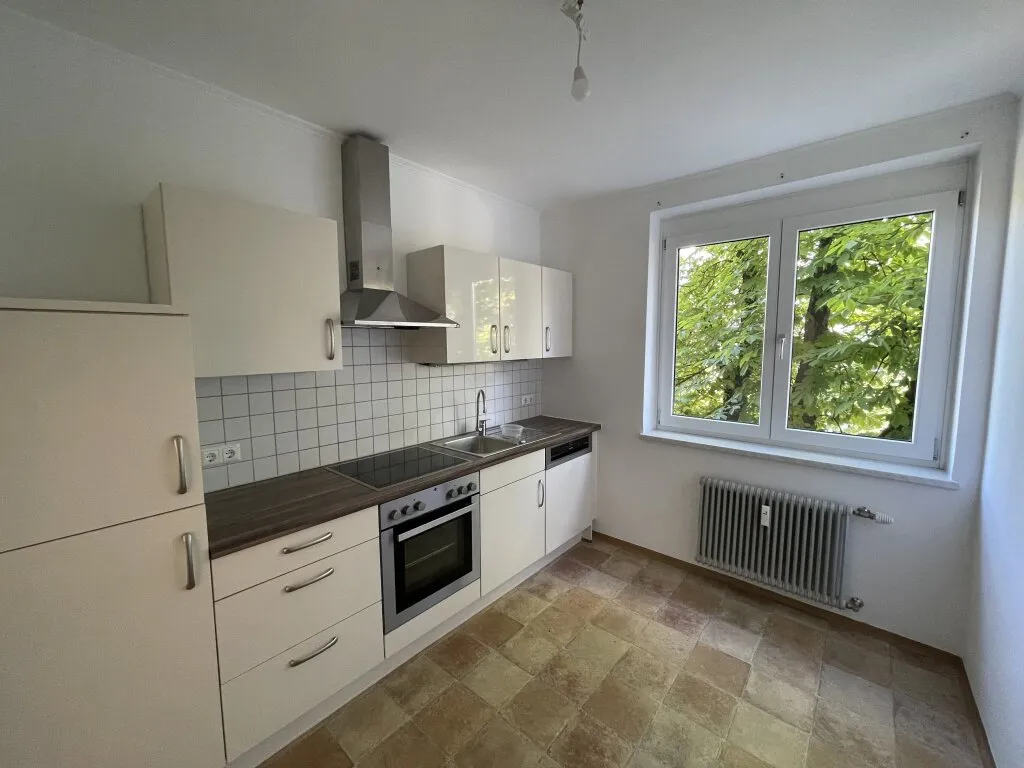 Sehr schöne, super geschnittene 2-Zimmerwohnung ! - Ansicht 3