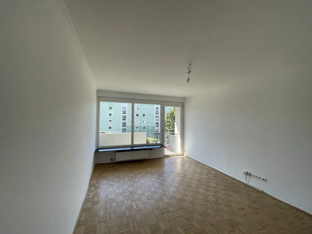 Sehr schöne, super geschnittene 2-Zimmerwohnung ! - Ansicht 2