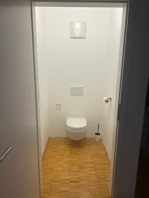2-Zimmer-Gewerbeimmobilie mieten in Gmunden – 50 m², € 550 – Bild 4 von 10