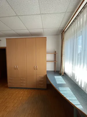 2-Zimmer-Gewerbeimmobilie mieten in Gmunden – 50 m², € 550 – Bild 5 von 10