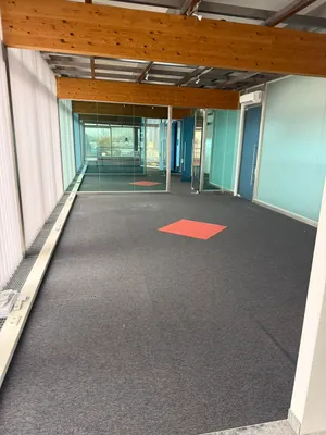 Gewerbeimmobilie mieten in Gmunden – 1 000 m², € 4.200 – Bild 7 von 8