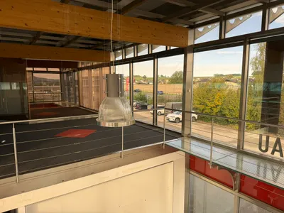Gewerbeimmobilie mieten in Gmunden – 1 000 m², € 4.200 – Bild 6 von 8