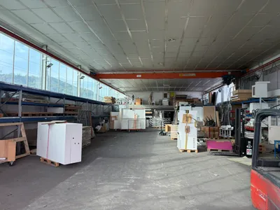 Gewerbeimmobilie mieten in Gmunden – 1 000 m², € 4.200 – Bild 3 von 8