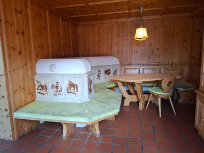 4-Zimmer-Wohnung mieten in Innsbruck-Land – 126 m², € 1.825 – Bild 8 von 17