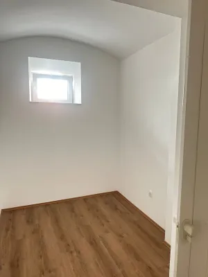12-Zimmer-Gewerbeimmobilie kaufen in Graz – 302 m², € 799.000 – Bild 17 von 17
