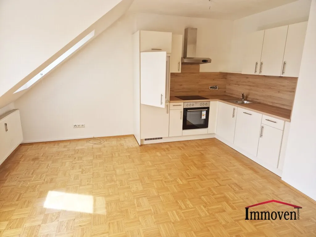 Großzügige 3-Zimmerwohnung mit Balkon nahe der FH Joanneum! - Ansicht 2